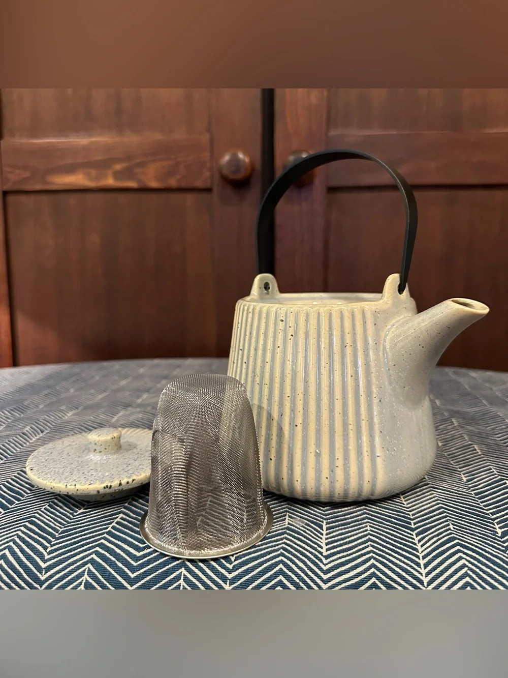 BIA Pottery • Cordon Bleu • ceramic tea pot with strainer